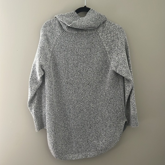 Hilary Radley Women's Gray Knit Turtleneck Sweater - Picture 2 of 4